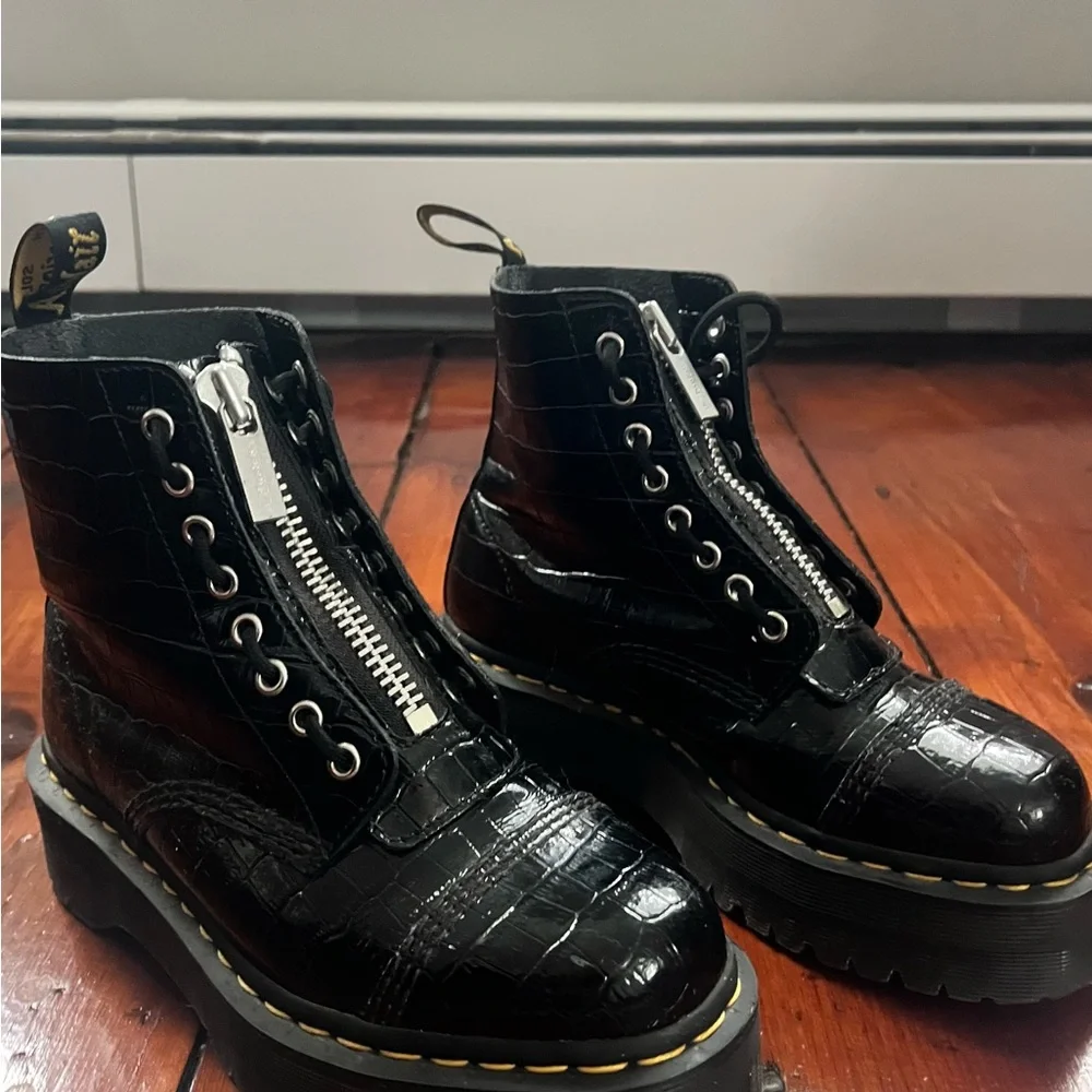 Glossy Black Croc-Embossed Boots - Picture 3 of 3